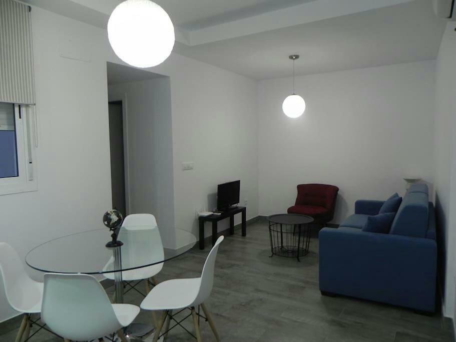 Atico Con Terraza En Alameda De Hercules Sevilla Exteriör bild