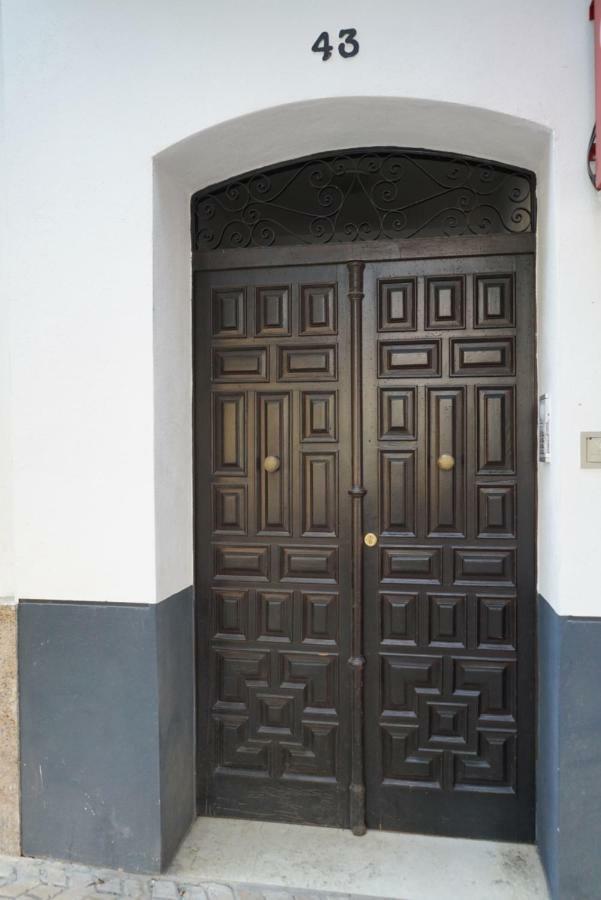 Atico Con Terraza En Alameda De Hercules Sevilla Exteriör bild