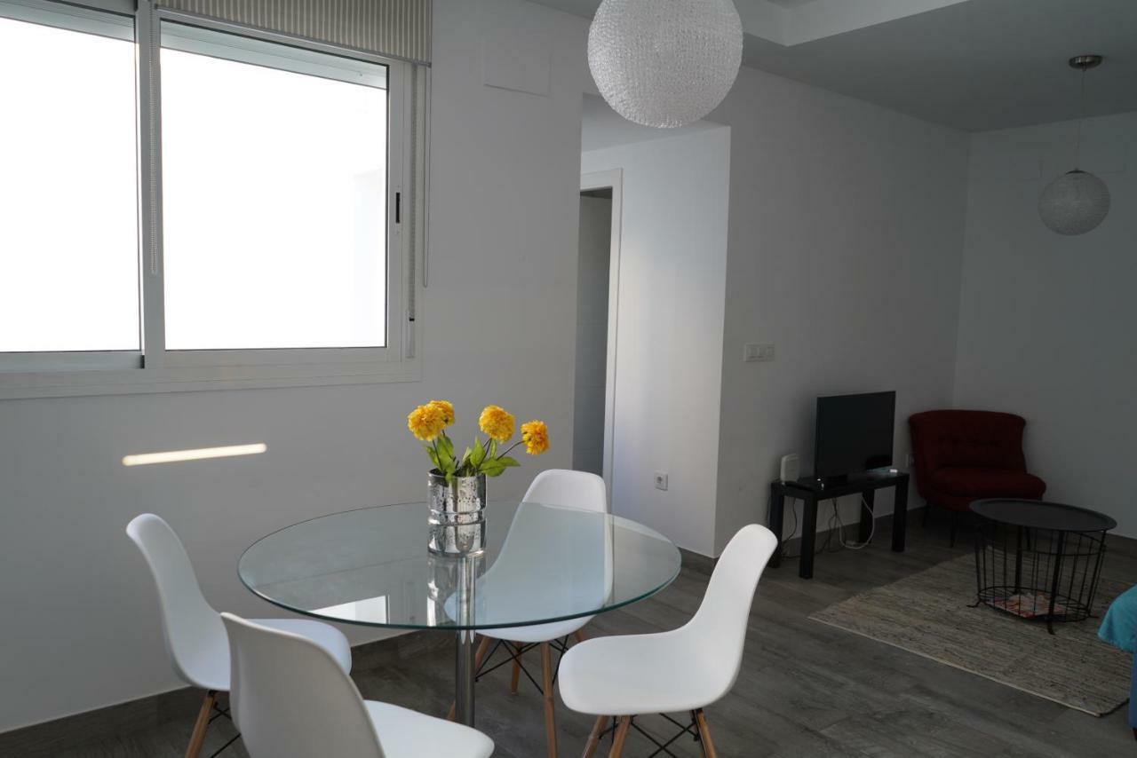 Atico Con Terraza En Alameda De Hercules Sevilla Exteriör bild